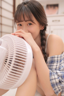 美女扒开腿让男生桶免费看动态图