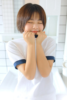 公园里的老年镖客视频人生